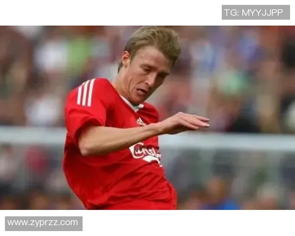 感人至深的足球明星退役瞬间回顾与感悟