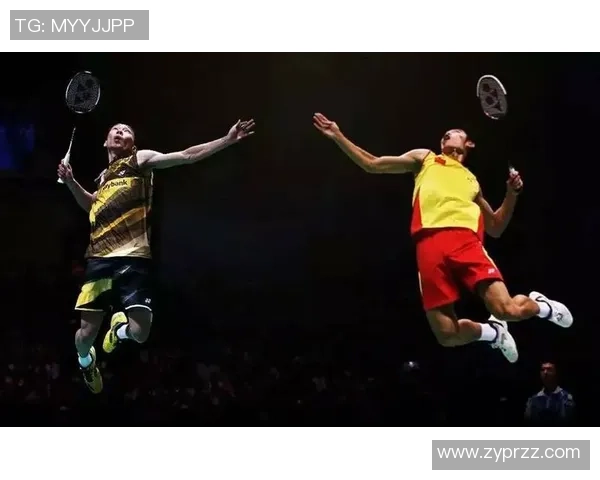 重庆羽毛球队在世界杯中的战术表现分析与精彩瞬间回顾